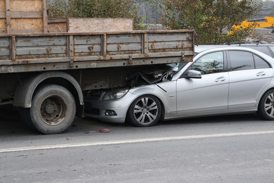 types of truck accidents